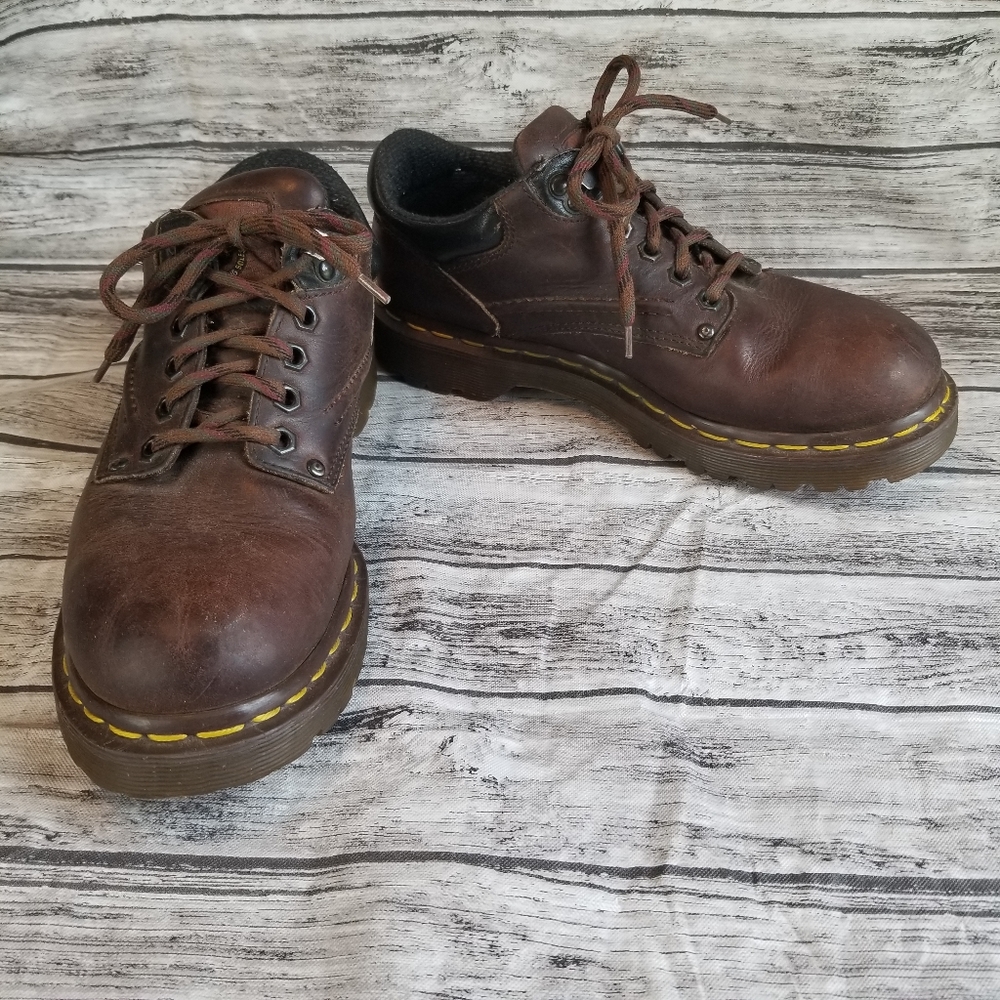 Vintage Dr Martens 8052 Leather England Oxfords